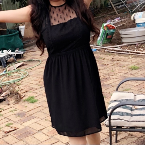 Black lace and chiffon dress - Picture 7 of 7